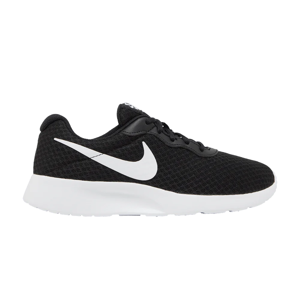 Krossovki-Nike-Wmns-Tanjun-Black-White