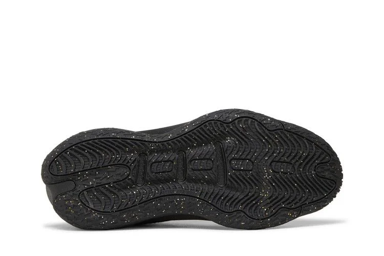 Krossovki-adidas-Dame-8-G.O.A.T.-Spirit-3