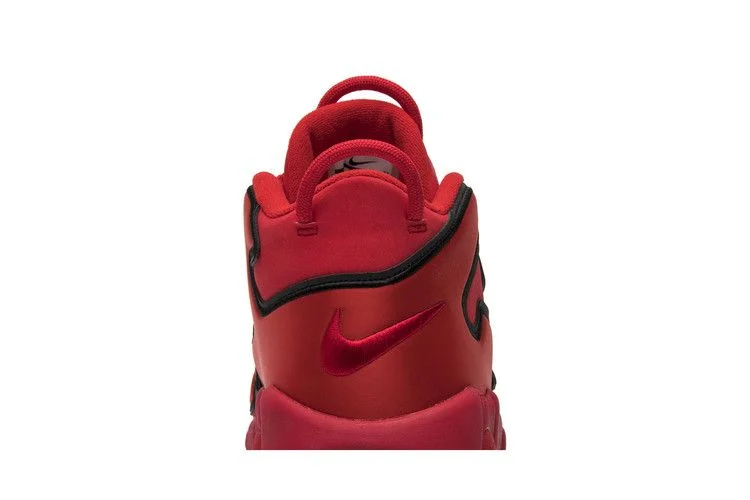 Кроссовки Nike Air More Uptempo QS 'Chicago'