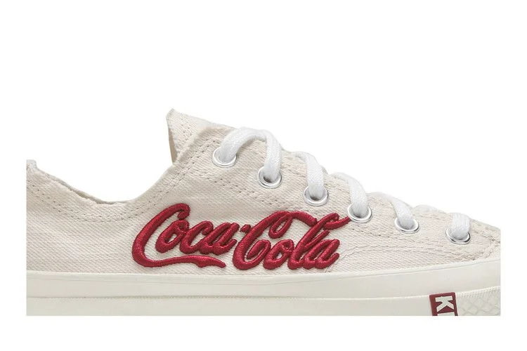 Krossovki-Kith-x-Coca-Cola-x-Converse-Chuck-70-Low-Parchment-1