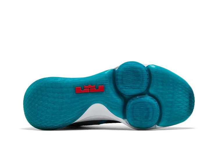 Krossovki-Nike-LeBron-Witness-4-Black-Red-Glass-Blue-3