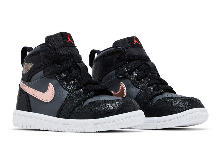 air-jordan-1-retro-high-bt-black-metallic-red-bronze-705304-006_07