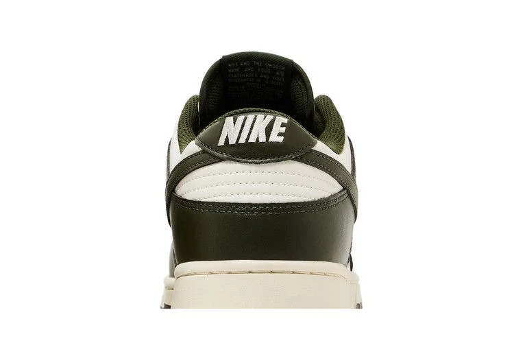 Кроссовки Nike Men's Dunk Low 'Cargo Khaki'