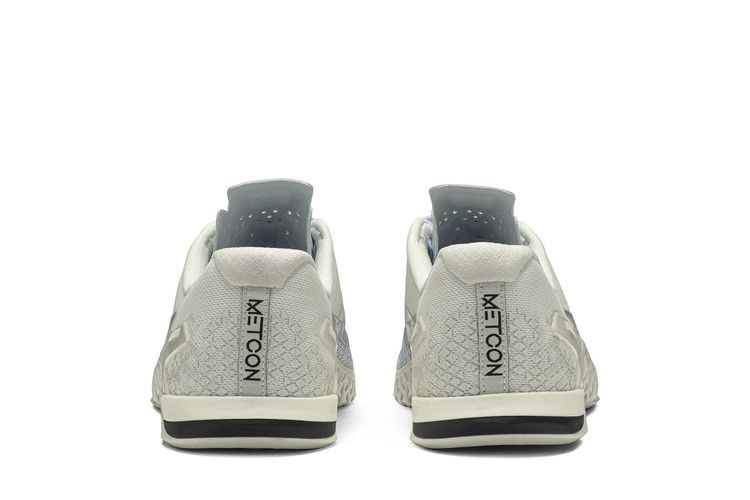 Кроссовки Nike Wmns Metcon 4 XD MTLC 'Half Blue'