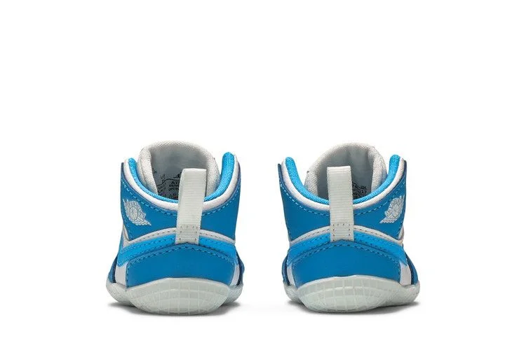 Krossovki-Air-Jordan-1-Retro-CB-UNC-5