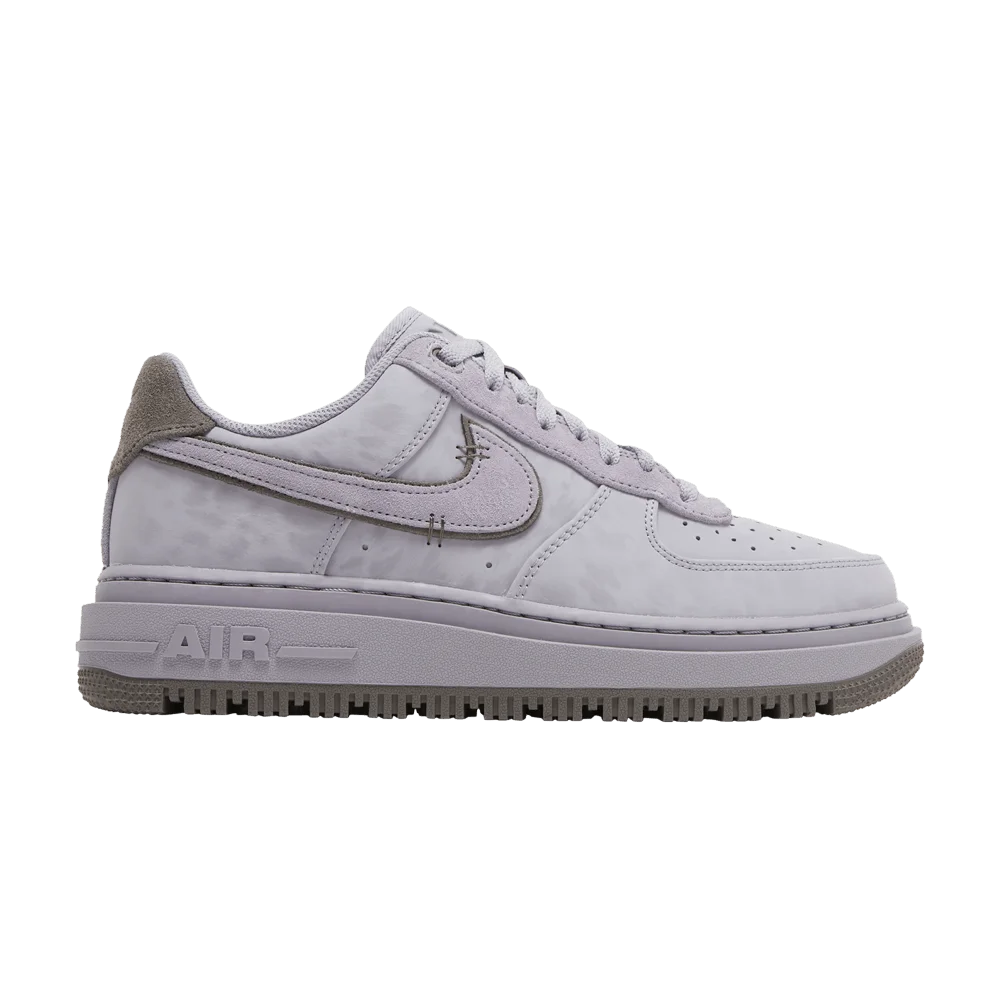 Кроссовки Nike Air Force 1 Luxe 'Provence Purple'