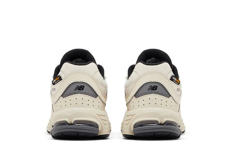 Кроссовки New Balance 2002R Big Kid 'Cordura Pack - Timberwolf Black'