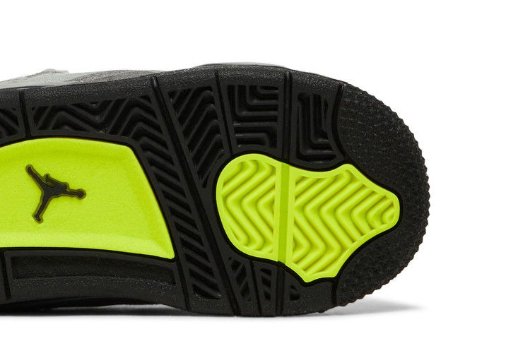 air-jordan-4-retro-se-td-neon-95-ct5345-007_04
