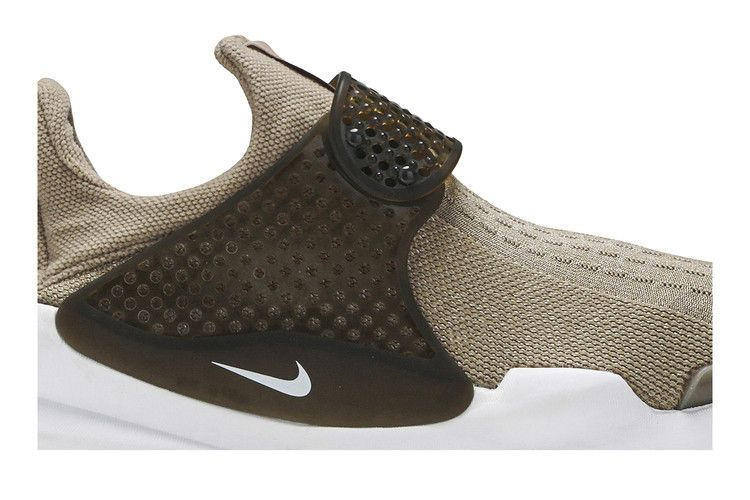sock-dart-cargo-khaki-819686-200_01