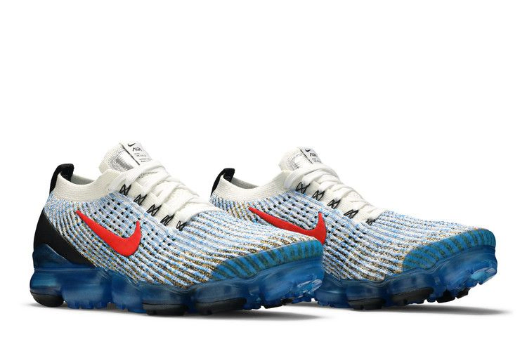air-vapormax-flyknit-3-photo-blue-gold-aj6900-106_07