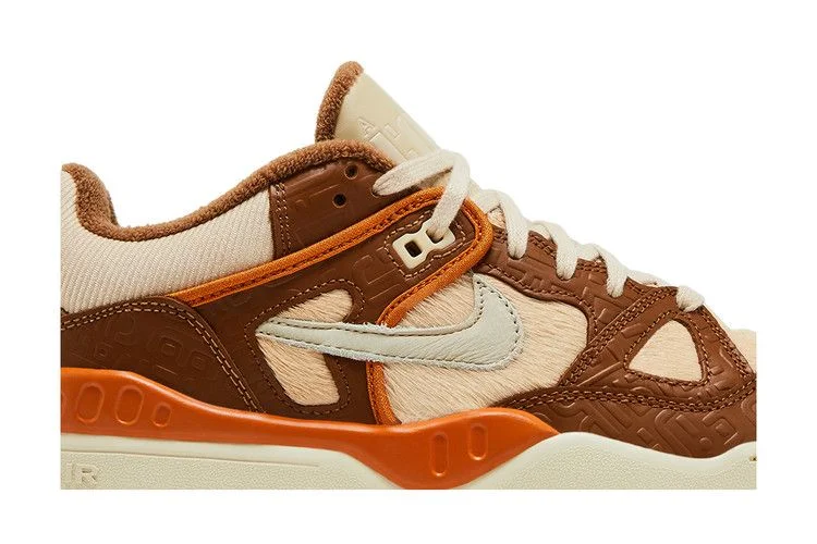 Krossovki-Nigo-x-Nike-Air-Force-3-Low-OGIN-Light-British-Tan-Otsumo-Plaza-Japan-Exclusive-1