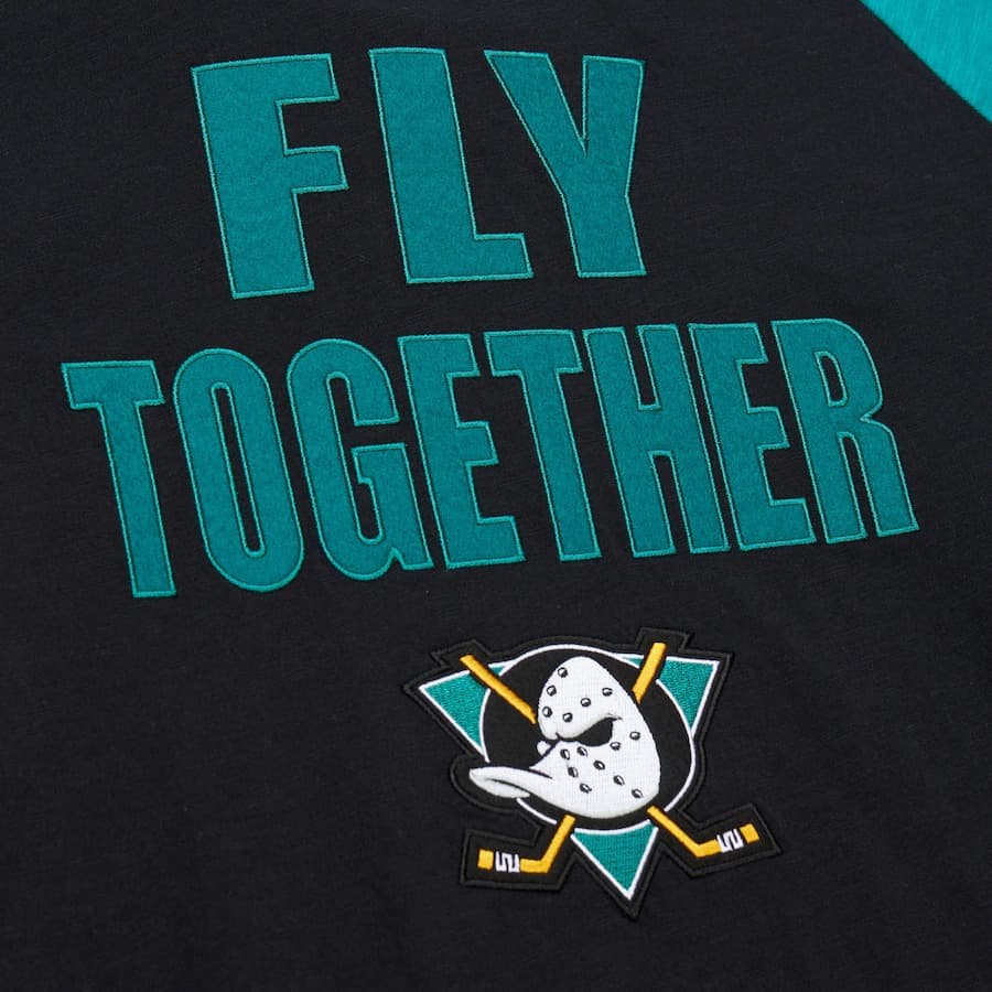 Лонгслив Mitchell & Ness Black Anaheim Ducks Vintage Logo Legendary Slub Long Sleeve T-Shirt