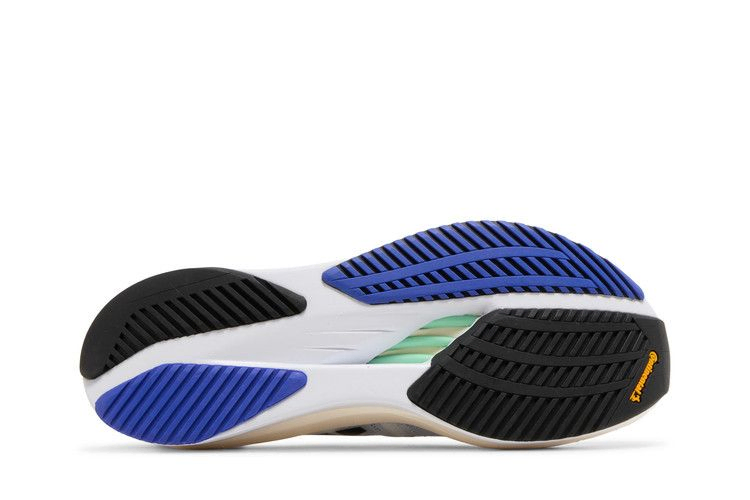 adizero-boston-11-white-lucid-blue-fuchsia-hq3693_03