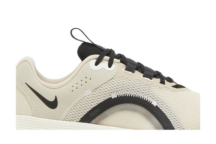 Кроссовки Nike Wmns React Escape Run 2 'Sanddrift Black'
