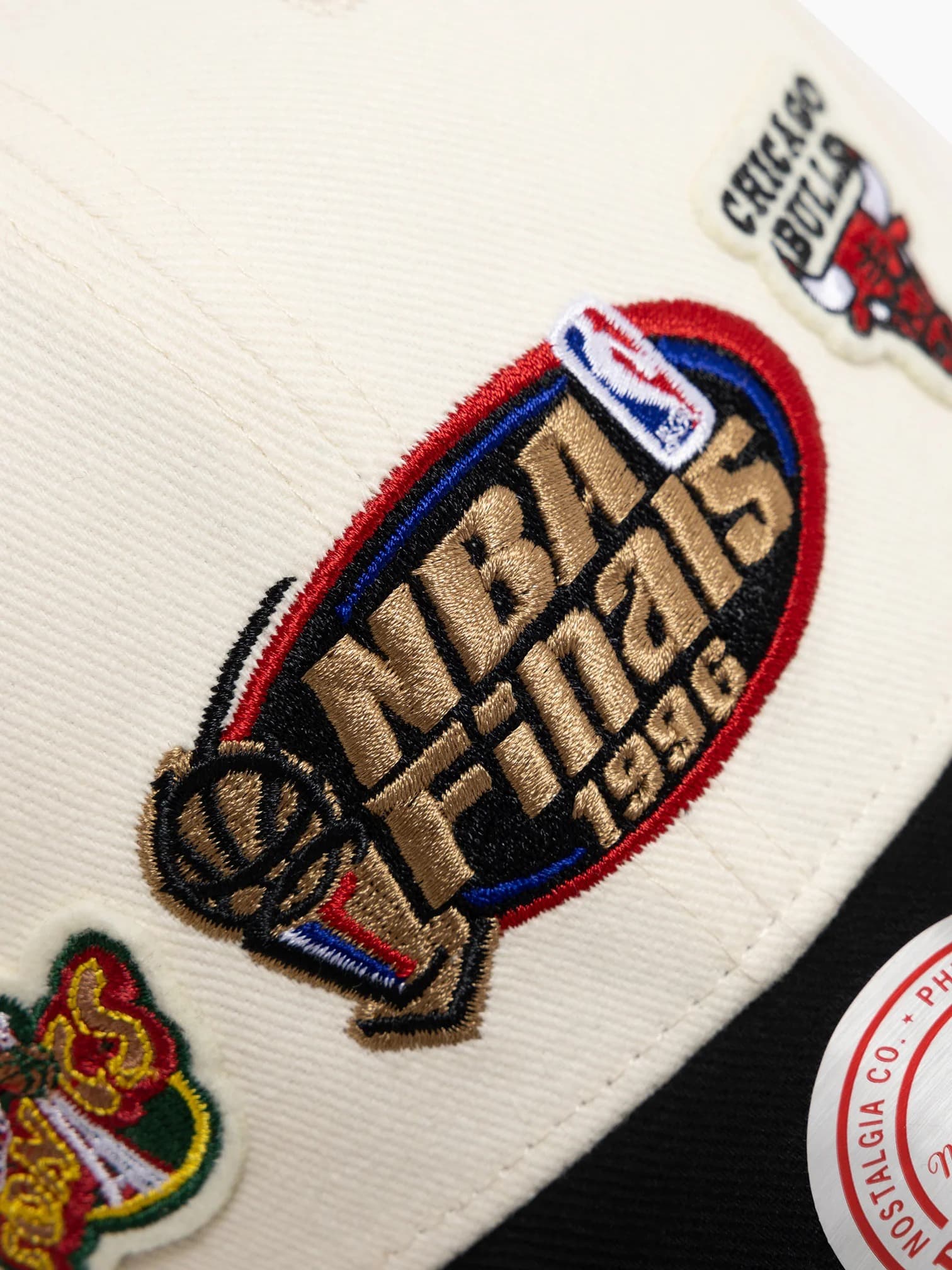 Бейсболка Mitchell & Ness 1996 NBA Finals Pro Crown NBA Snapback Hat