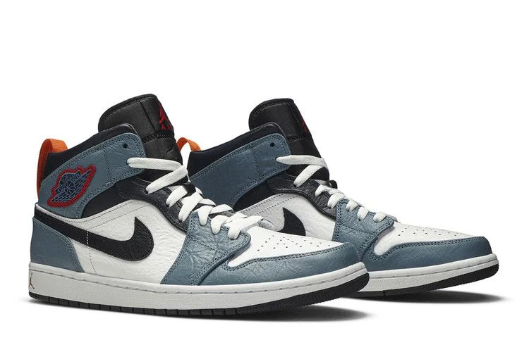 Krossovki-Facetasm-x-Air-Jordan-1-Mid-Fearless-7