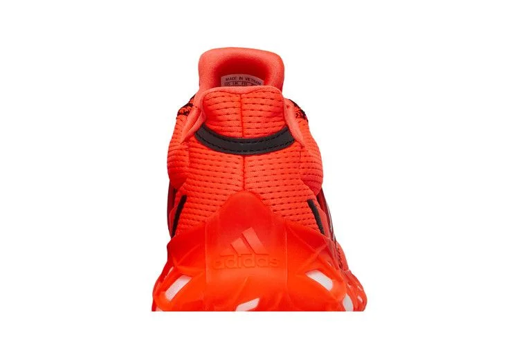 Krossovki-adidas-Ultraboost-Web-DNA-Solar-Red-6