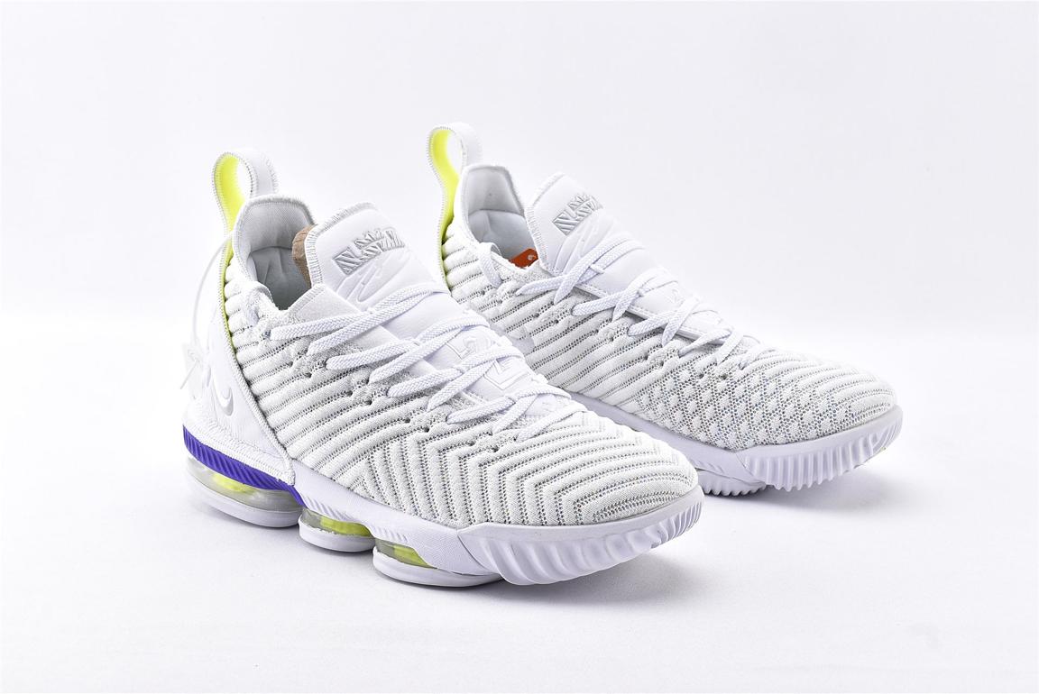 Кроссовки Nike Lebron 16 Buzz Lightyear