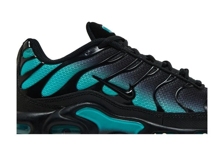 Krossovki-Nike-Air-Max-Plus-Black-Dusty-Cactus-1