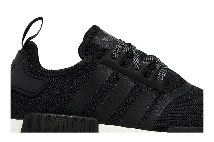 Кроссовки Adidas NMD_R1 'Black Reflective'