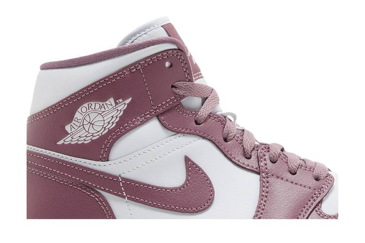 Кроссовки Wmns Air Jordan 1 Mid 'Sky J Mauve'