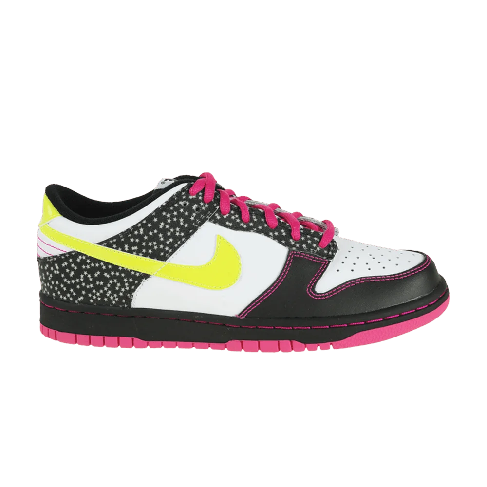 Krossovki-Nike-Dunk-Low-GS-Pink-Volt