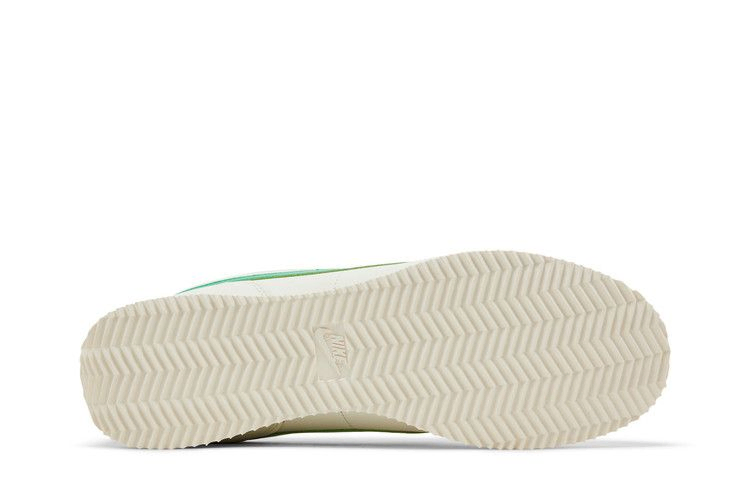 cortez-sail-stadium-green-dm4044-104_03
