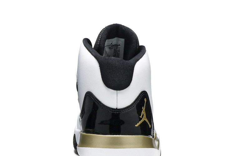 Кроссовки Air Jordan Max Aura 'White Black Gold'