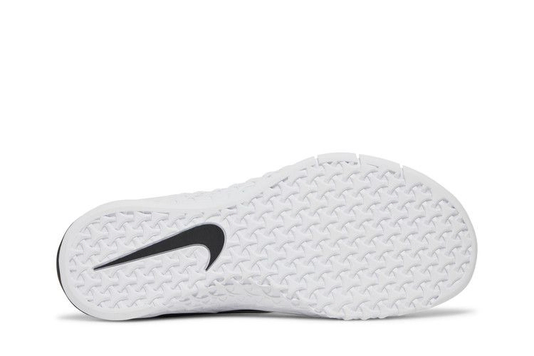 Кроссовки Nike Wmns Metcon 4 'Black Metallic Silver'