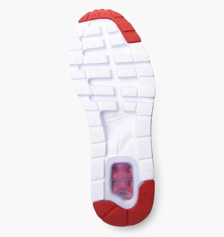Krossovki-Nike-Air-Max-1-Ultra-Essential-Varsity-Red-3
