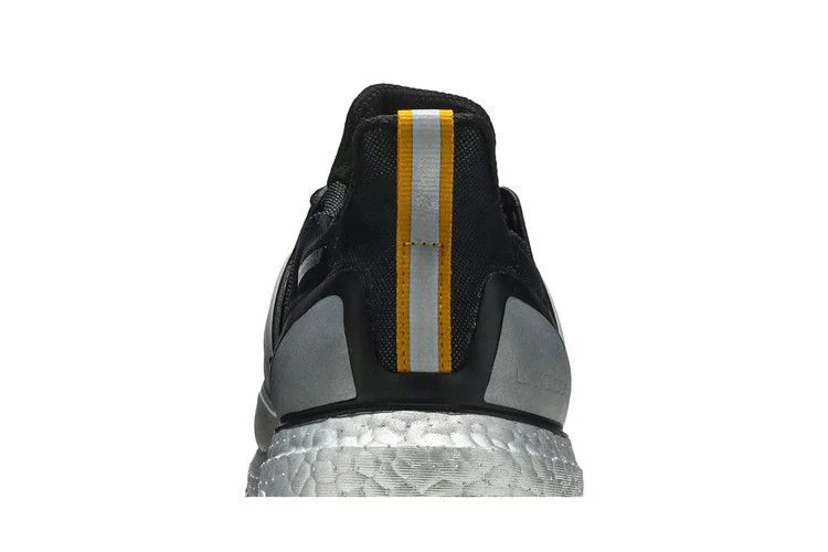 Krossovki-adidas-UltraBoost-Winter.Rdy-DNA-Black-Grey-6