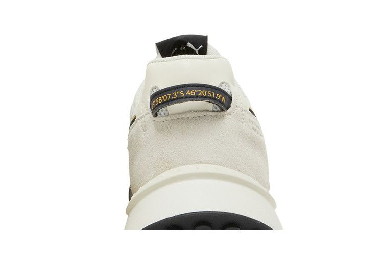 neymar-jr-x-wild-rider-vaporous-grey-black-385047-01_06