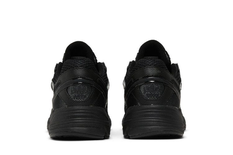 Кроссовки adidas Wmns Astir 'Triple Black'
