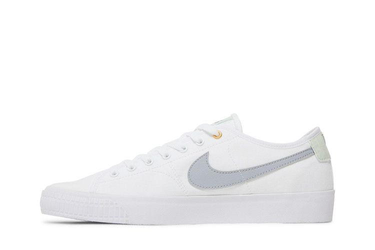 daan-van-der-linden-x-blazer-court-sb-white-wolf-grey-cz5605-100_02