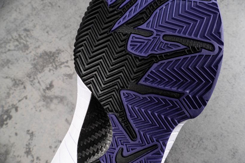 Zoom-Kobe-4-Inline-16