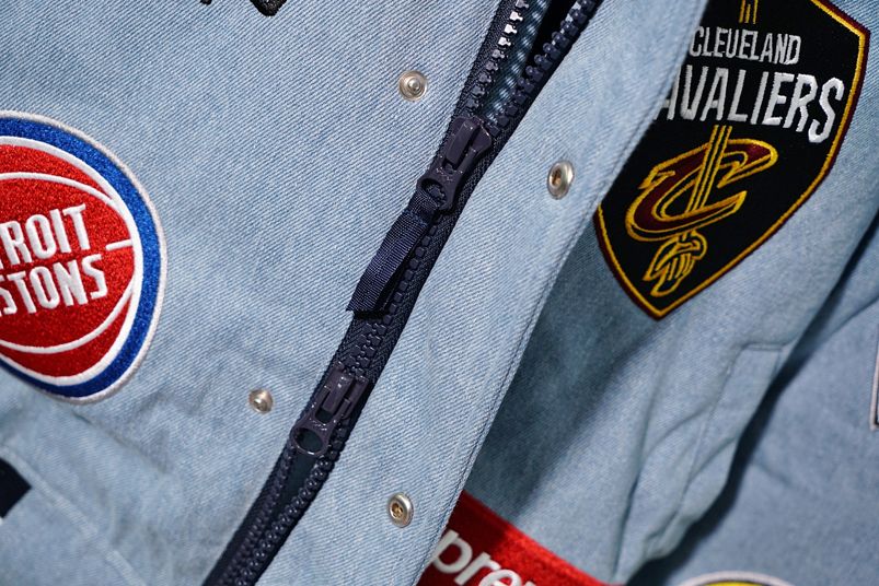 Supreme-Nike-NBA-Teams-Warm-Up-Jacket-Denim-11