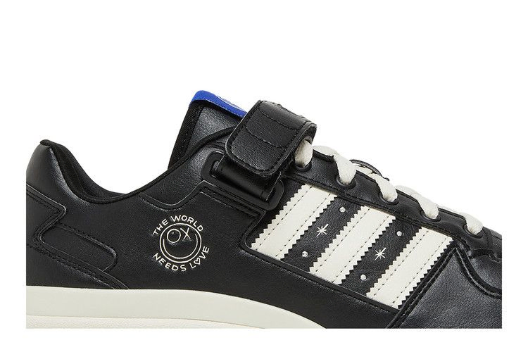 Кроссовки André Saraiva x adidas Forum Low 'The World Needs Love'