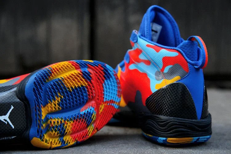 Krossovki-Air-Jordan-28-SE-OKC-Camo-2