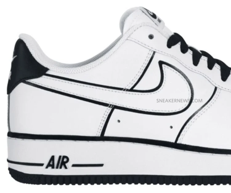 Krossovki-Nike-Air-Force-1-07-White-Black-1