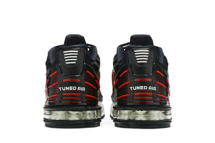 Кроссовки Nike Air Max Plus 3 'Tiger'