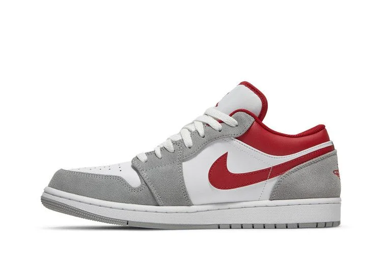 Кроссовки Air Jordan 1 Low SE 'Light Smoke Grey Gym Red'