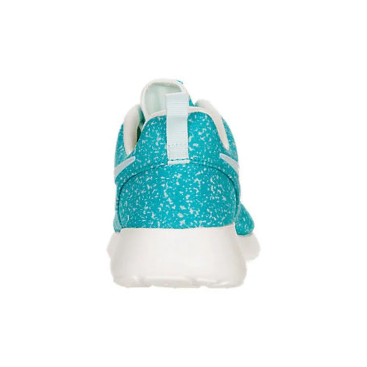 Krossovki-Nike-Wmns-Rosherun-3