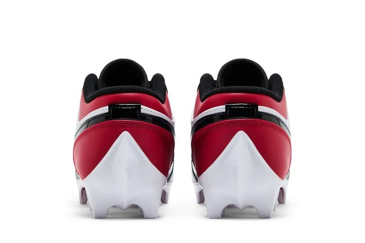 Кроссовки Air Jordan 1 Low TD Cleat 'Bred Toe'