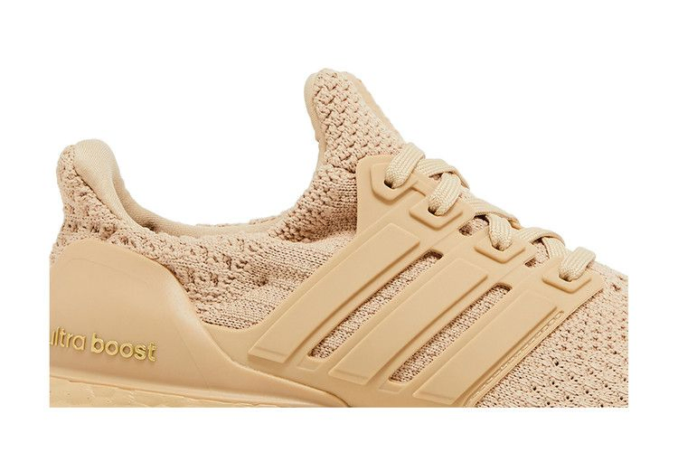 Кроссовки Adidas Wmns UltraBoost 5.0 DNA 'Magic Beige'