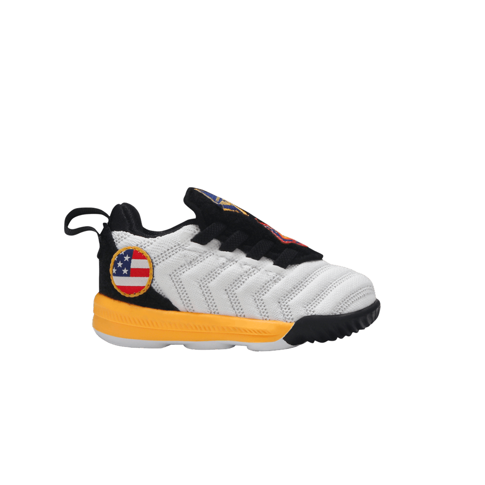 Кроссовки Nike LeBron 16 TD 'Space Travel'