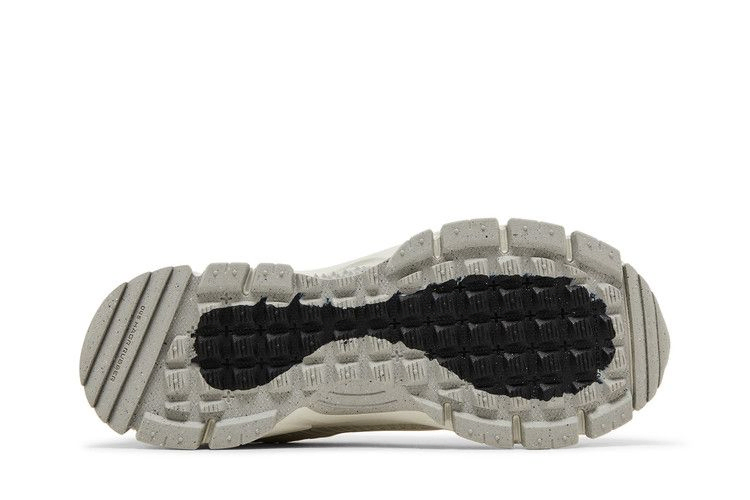 wmns-zoom-vomero-roam-summit-white-hv6410-100_03