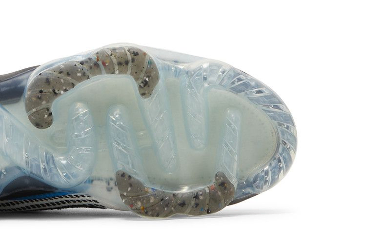 air-vapormax-2021-flyknit-gs-white-photo-blue-db1550-101_04