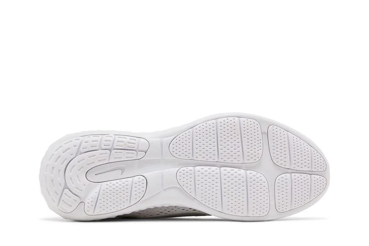 Krossovki-Nike-Lunar-Skyelux-White-Pure-Platinum-3