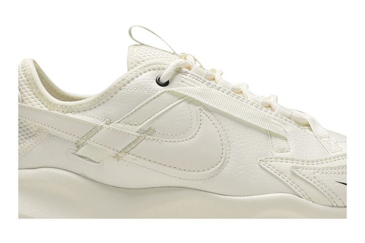 Кроссовки Nike Wmns TC 7900 'Sail'