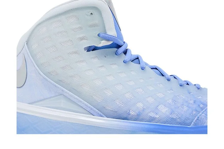 Krossovki-Nike-Zoom-Kobe-3-Protro-Christmas-1